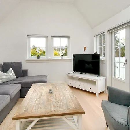 4 Star In Vejby-by Traum *